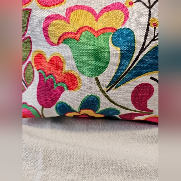 Clinique Cosmetic Makeup Bag 8”x6” Daisy Floral Pattern Travel Beach - Picture 4 of 14